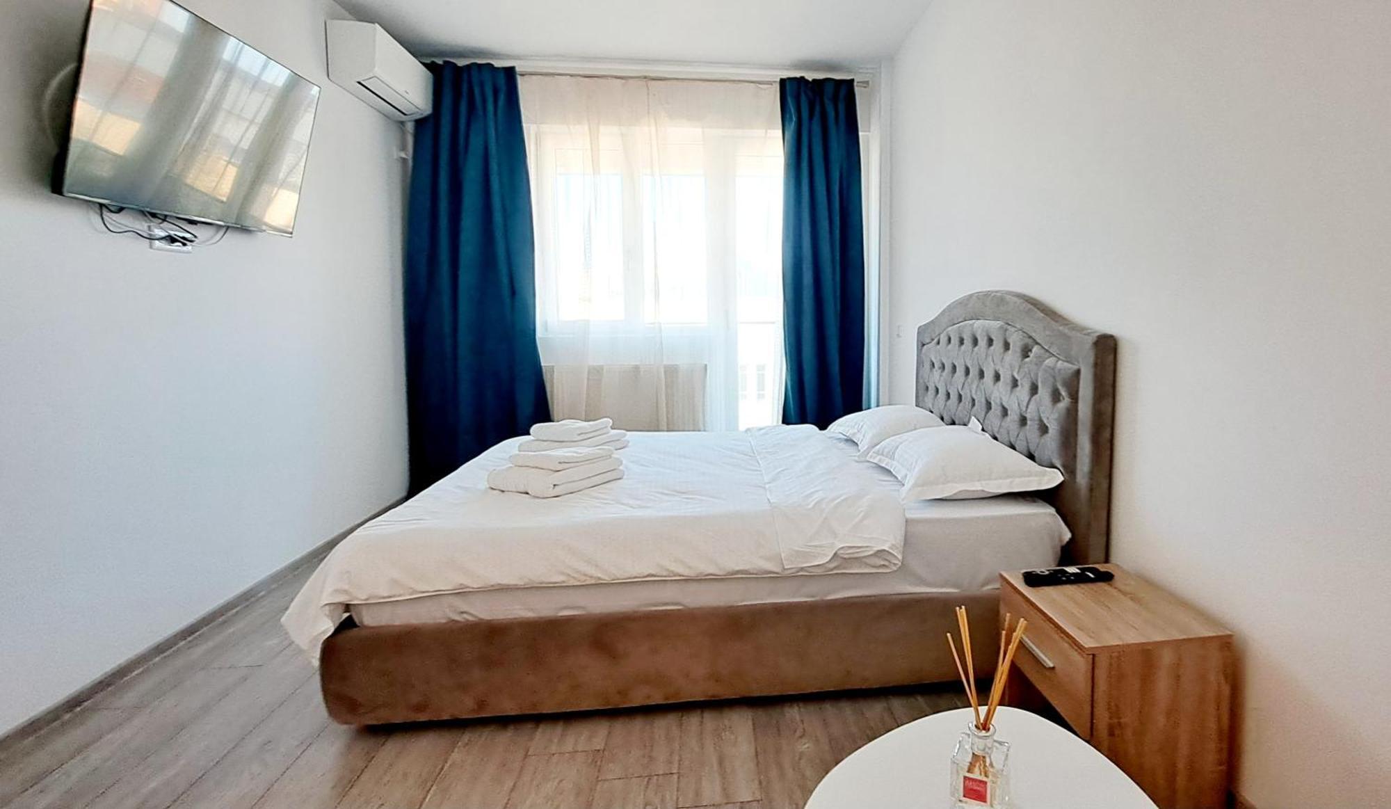 Relax Home Apartment Q Iasi Buitenkant foto